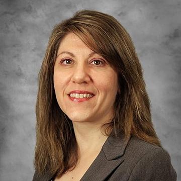 Headshot of Elizabeth Colagiovanni