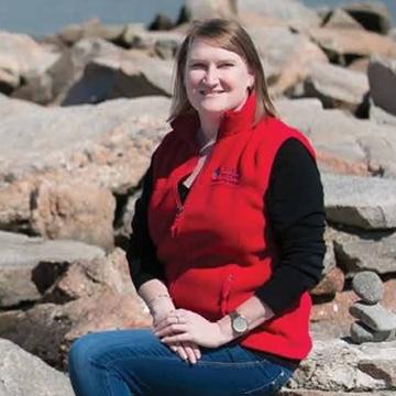 Headshot of Nicole Rohr