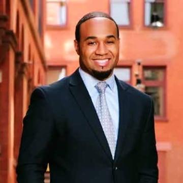 Headshot of Noah Kilroy