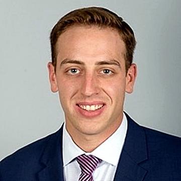 Headshot of Stephen Lapatin, 1L