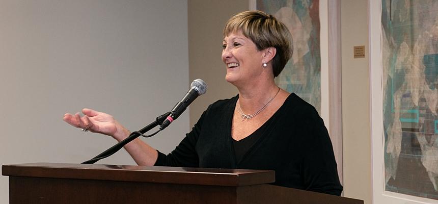 Linn Foster Freedman